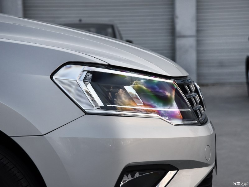 10-15万低油耗性价比高的德系车,20-25万舒适性与隔音最好的车