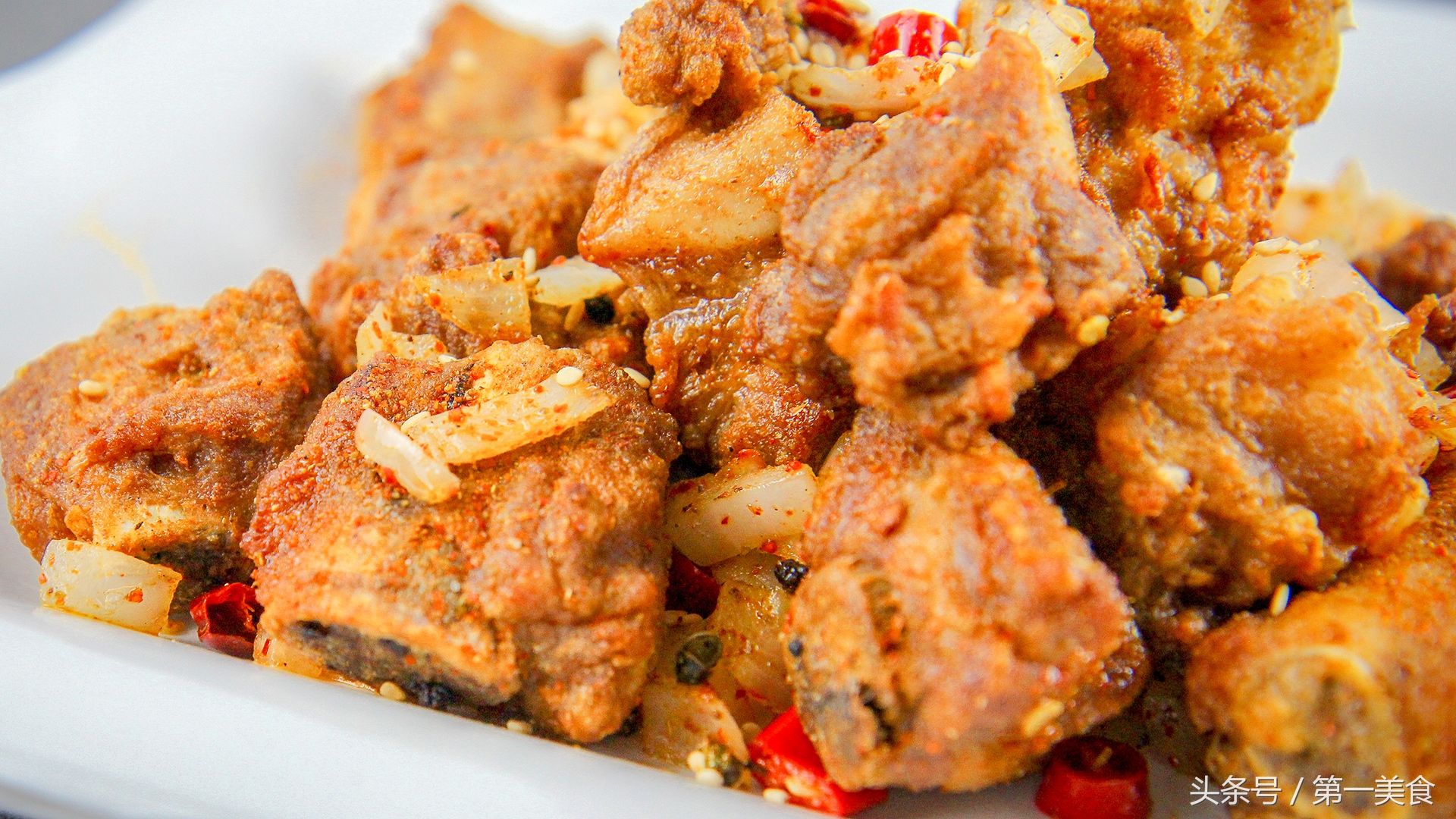 川味香酥麻辣排骨最正宗的做法,最美家常菜川味香酥排骨的做法