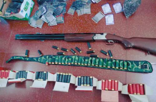 最新大案纪实特大持枪行凶案 (大案纪实之特大杀人劫车袭警案上)