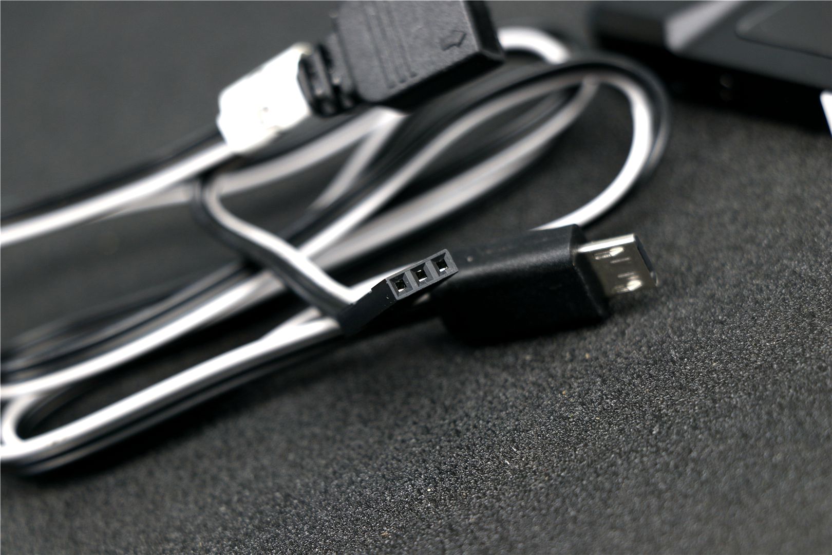 ssd和rgb区别,ssd颜色有什么区别