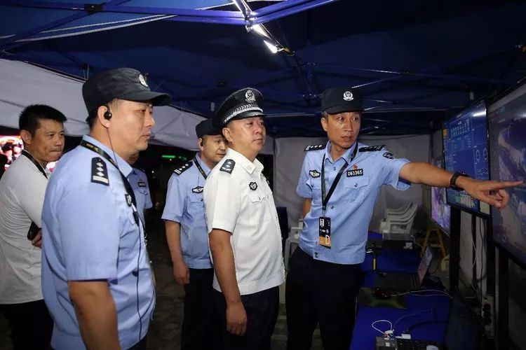 你没见过的七彩沙滩,最动听的沙滩音乐节