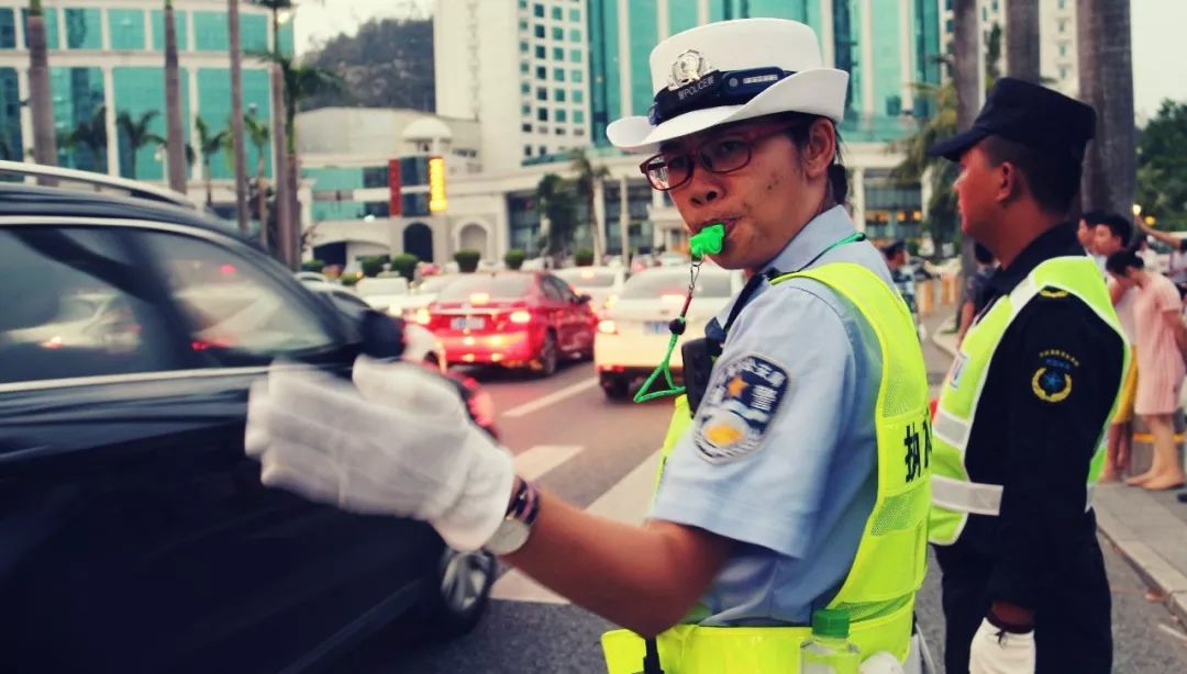 你没见过的七彩沙滩,最动听的沙滩音乐节