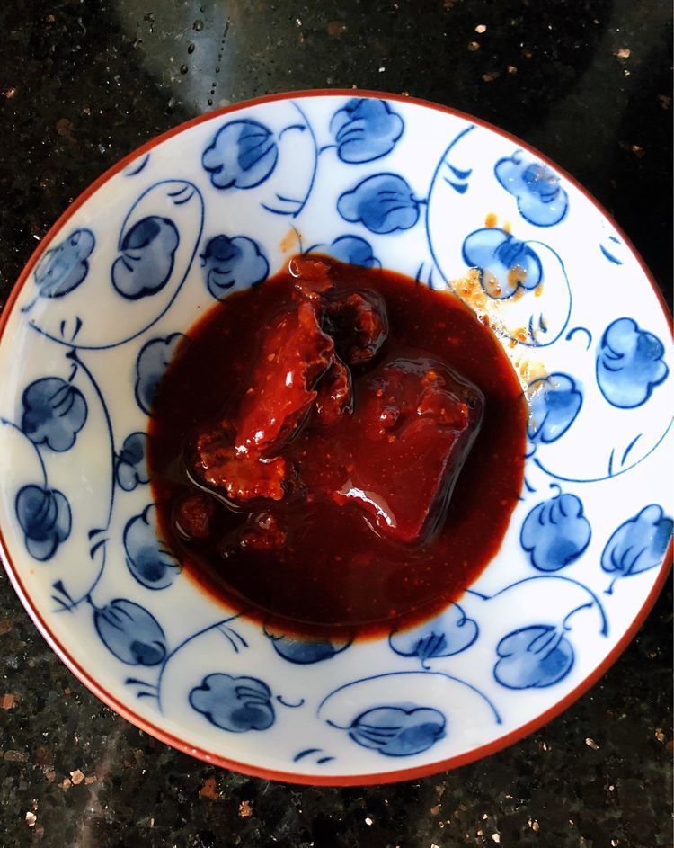 放腐乳的红烧肉和炒糖色的区别,桂花红烧肉和腐乳红烧肉哪个好吃