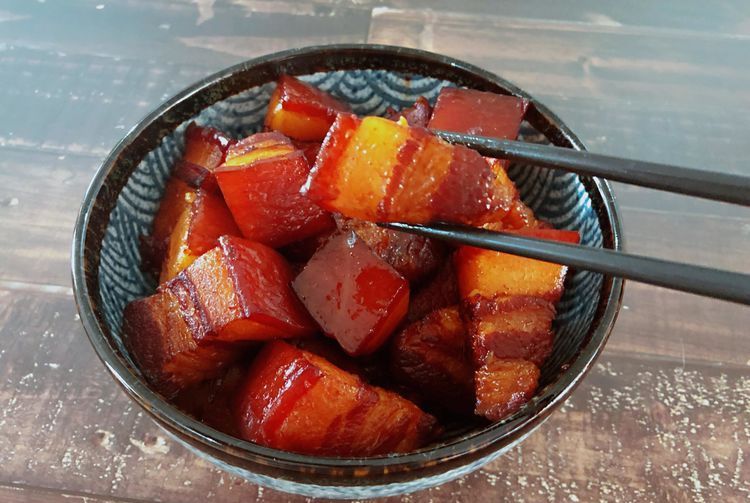 放腐乳的红烧肉和炒糖色的区别,桂花红烧肉和腐乳红烧肉哪个好吃