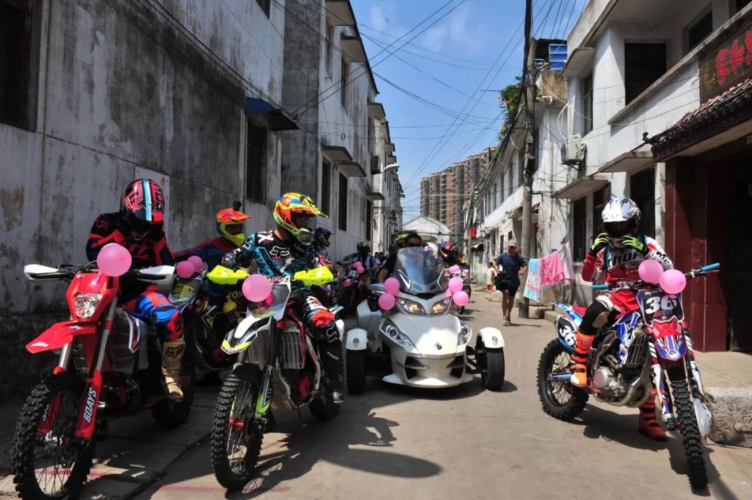 幸福摩迷——摩托婚礼执行攻略