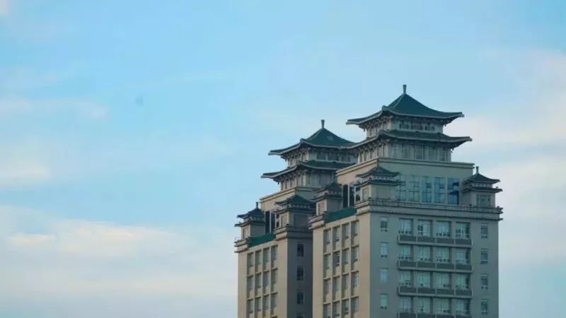 以华中师大为坐标原点,丈量大武汉