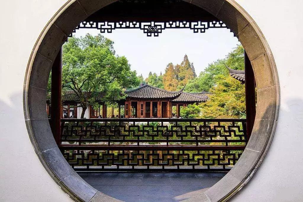 大家闺秀小家碧玉名字,大家闺秀小家碧玉女强人