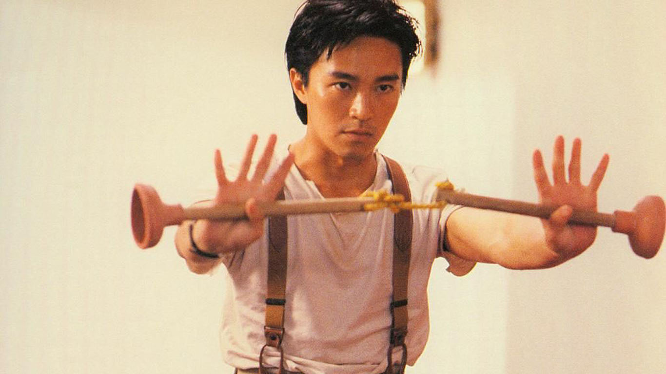 周星驰当年只给他客串一分钟的戏,周星驰成名后只给四个人当配角