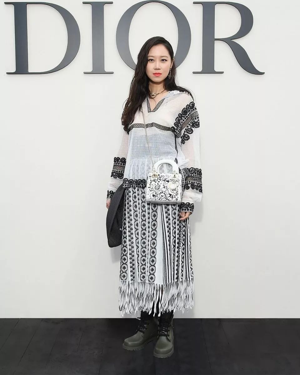 jennie闊╁浗绌挎惌,jennie绌挎惌鎺ㄨ崘