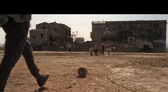 功夫里面周星驰踩球,功夫周星驰踩足球粤语