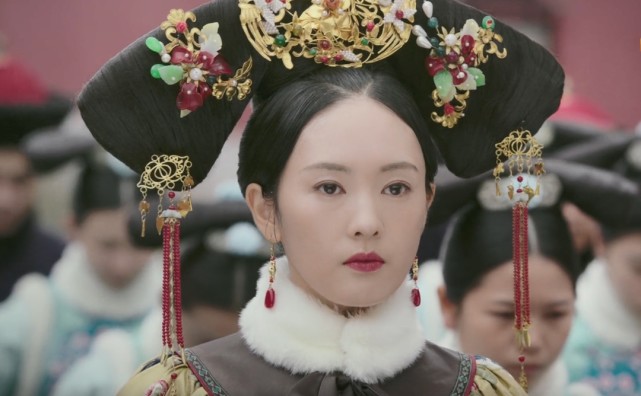 乾隆被降位的嫔妃,乾隆给令妃抬旗