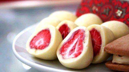 抖音超火好吃网红零食测评,抖音零食推荐便宜的好吃的