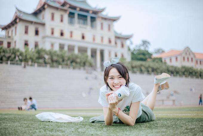 厦门大学打卡照怎么拍好看,厦门大学怎么拍照转场