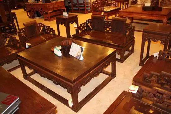 实木家具水有多深,红木家具水深