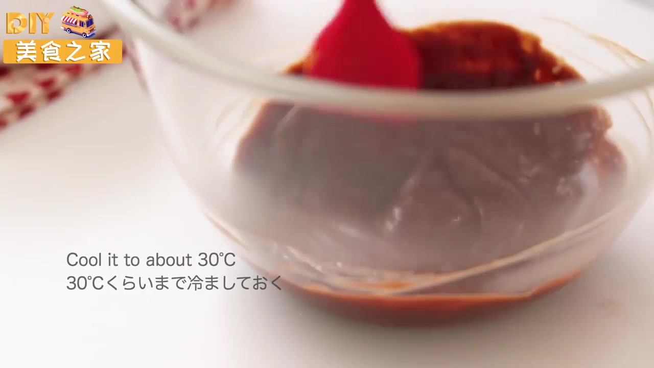 巧克力马卡龙做法视频教程,烘焙学习彩虹马卡龙巧克力蛋糕