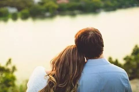 面对批评不生气,面对批评和指责完全不知所措