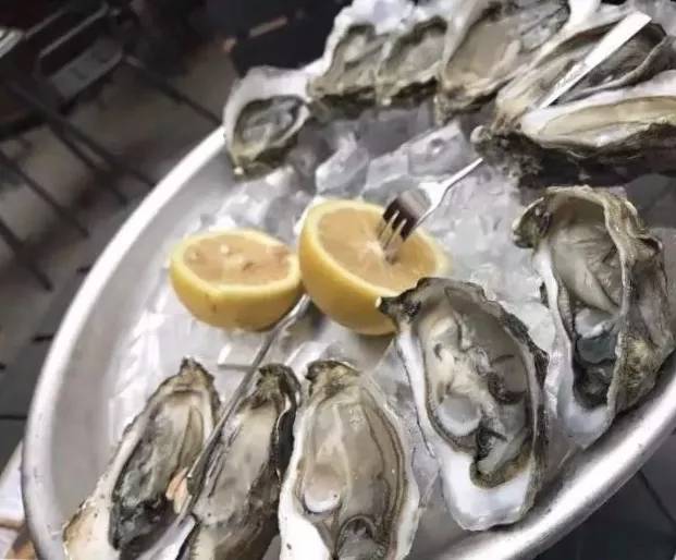 生蚝能当饭吃吗,生蚝当饭吃