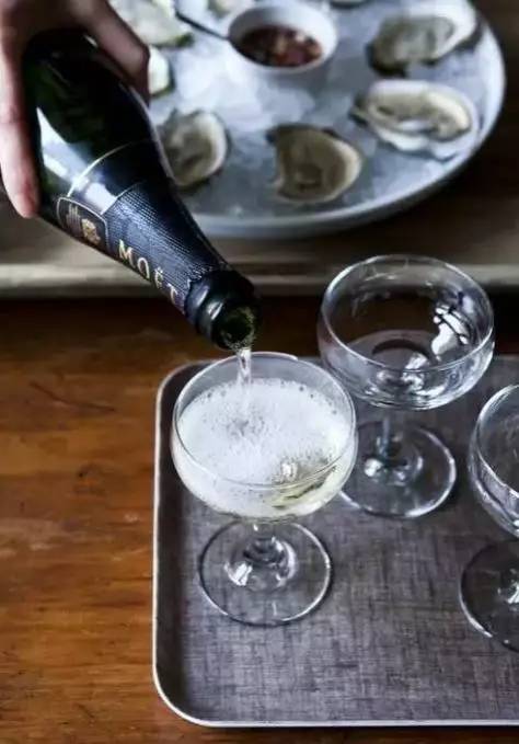 生蚝能当饭吃吗,生蚝当饭吃