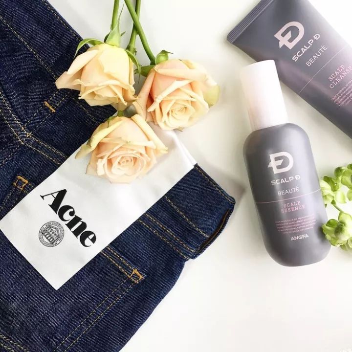 cos鐔蹇呭,鐔cos