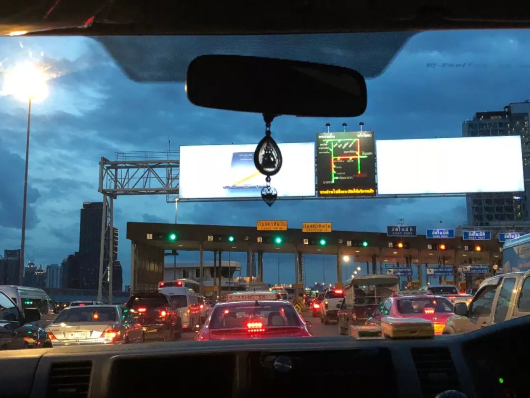 北望中国:东南亚崛起“代购”大军