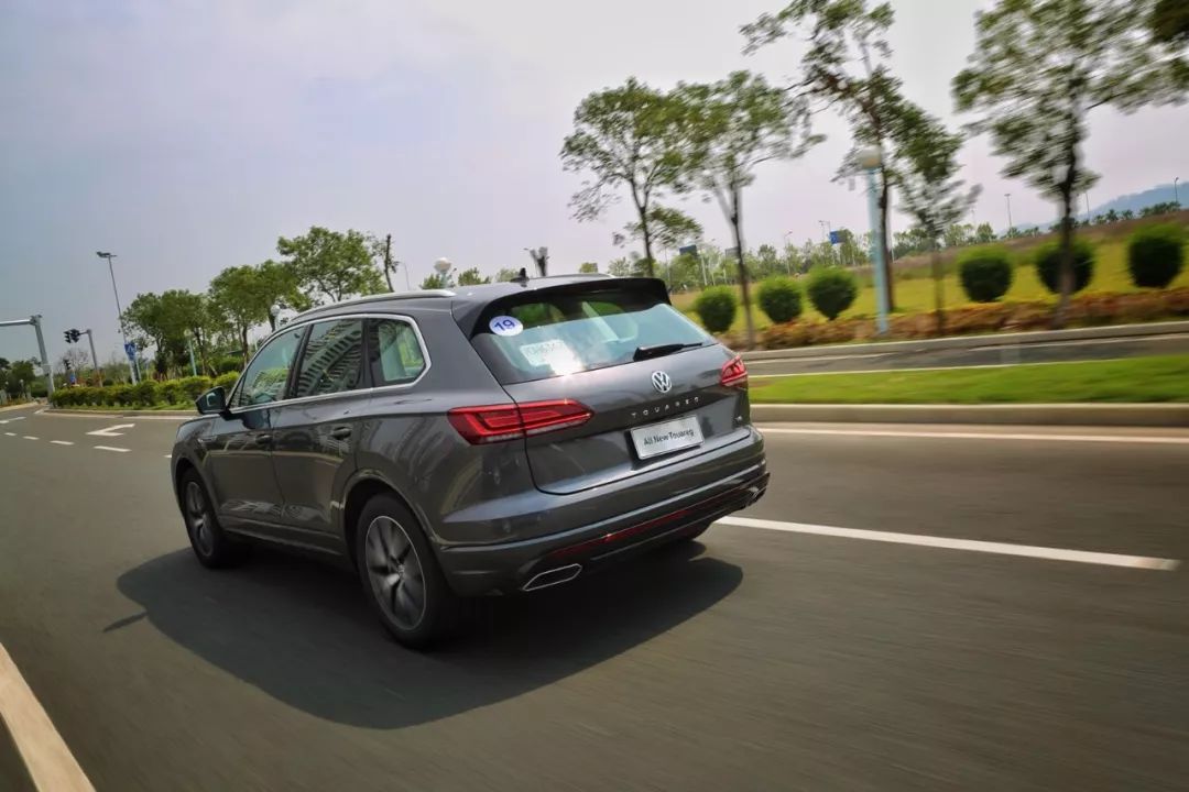 新老途锐,大众全新途锐最新消息