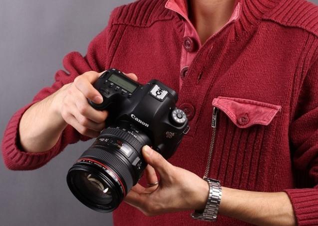 佳能全画幅性价比之王,佳能单反全画幅长焦性价比之王