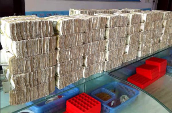 河南将迎新一轮雨雪降温天气 (河南省迎最强冷空气)