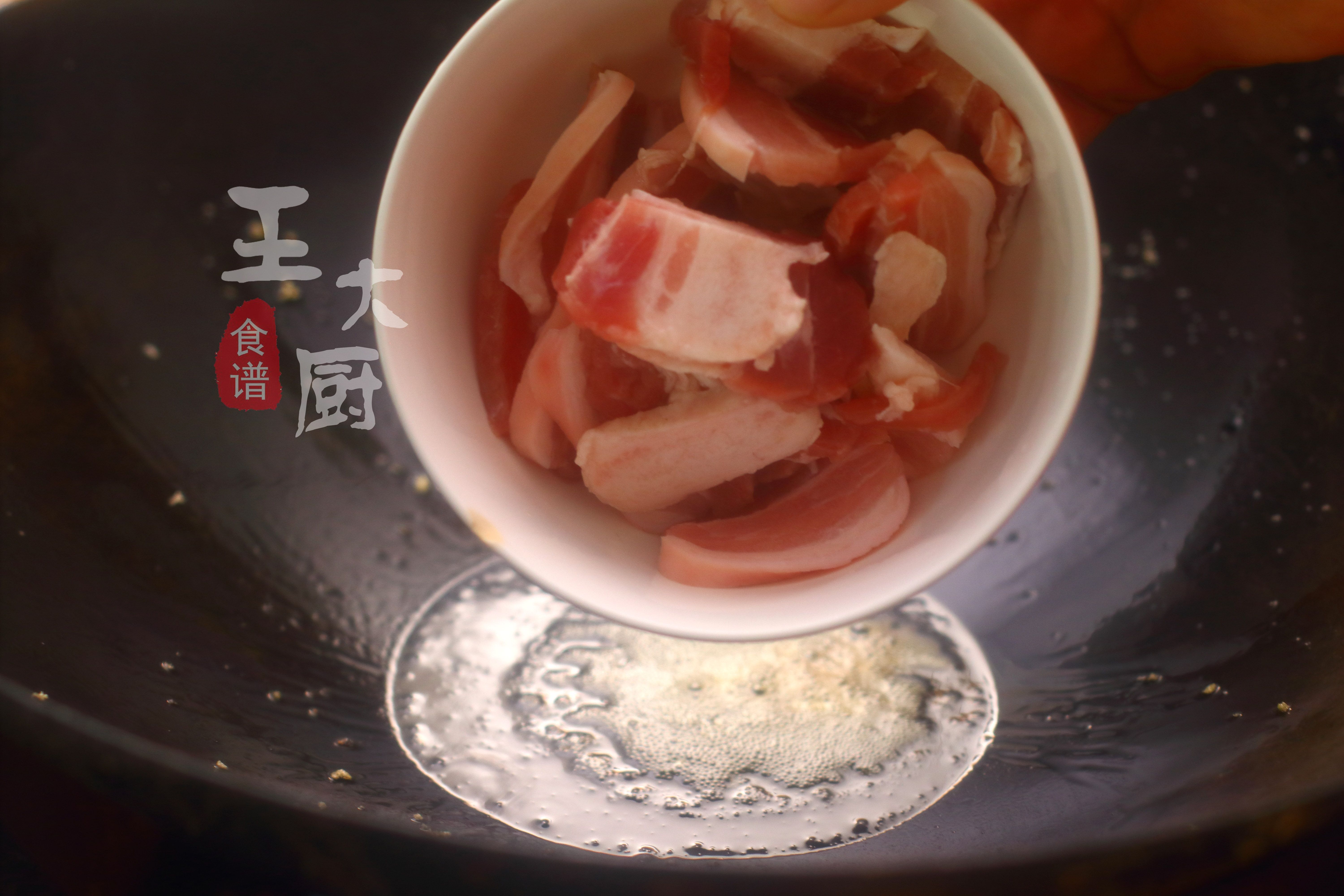 牛肉白菜炖粉条的家常做法有哪些,白菜红烧肉炖粉条的做法大全家常