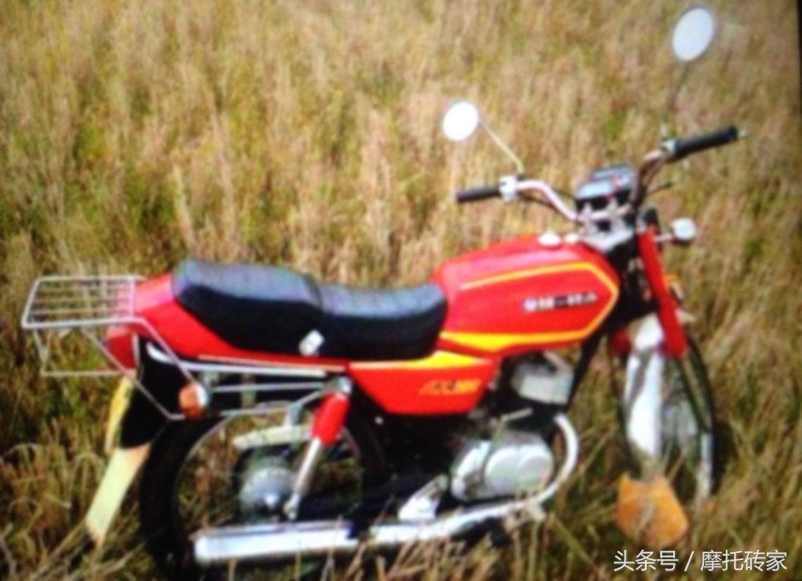 豪爵铃木ax100历史,九十年代一代神车铃木ax100