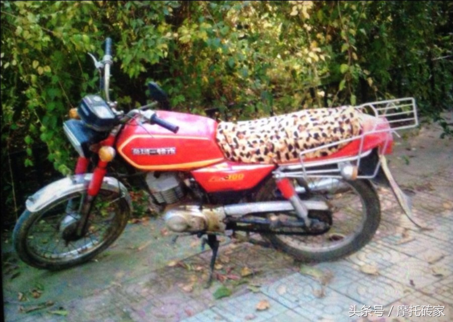 豪爵铃木ax100历史,九十年代一代神车铃木ax100