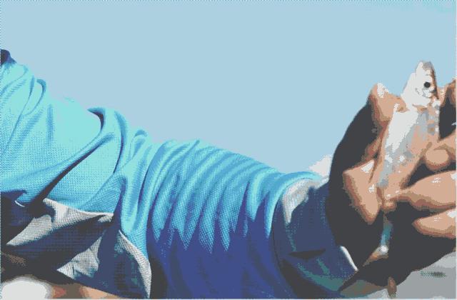 一位大叔改造农村自建房,40多岁大叔改造海景房