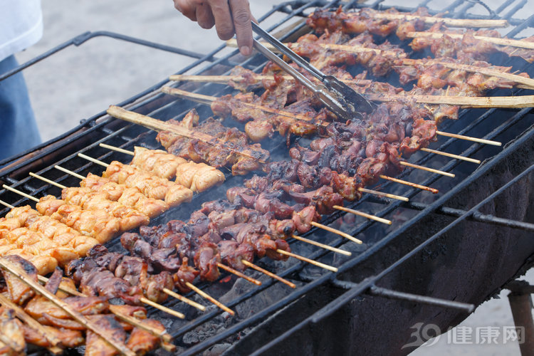 6大症状一出现，十有八九是你的肝“着火”了！别大意