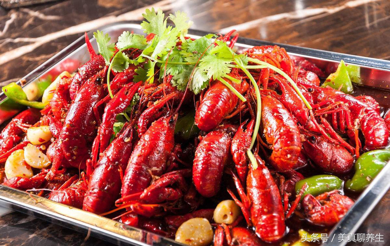 肠道有炎症少吃四类食物,妇科老年炎症多吃四种消炎食物