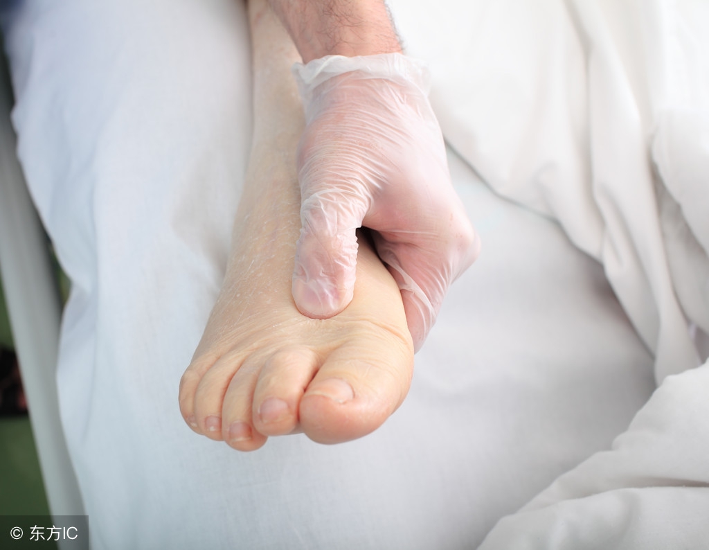 孕妇怀孕几个月会出现水肿,孕妇孕几个月开始会水肿