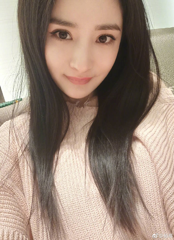 女星自拍私密照，拼一拼，你还能看的出吗/说出你最喜欢的哪位？