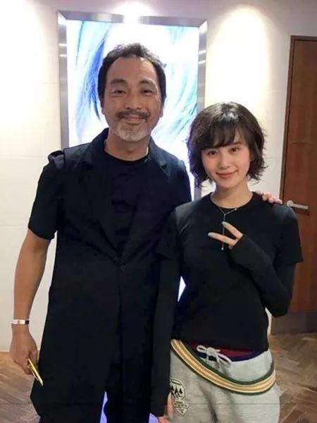 刘诗诗波浪卷发型怎么烫,刘诗诗最新发型羊毛卷