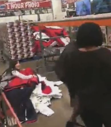 风衣霸,奶粉霸?Costco和沃尔玛被多伦多代购全搅和乱了!