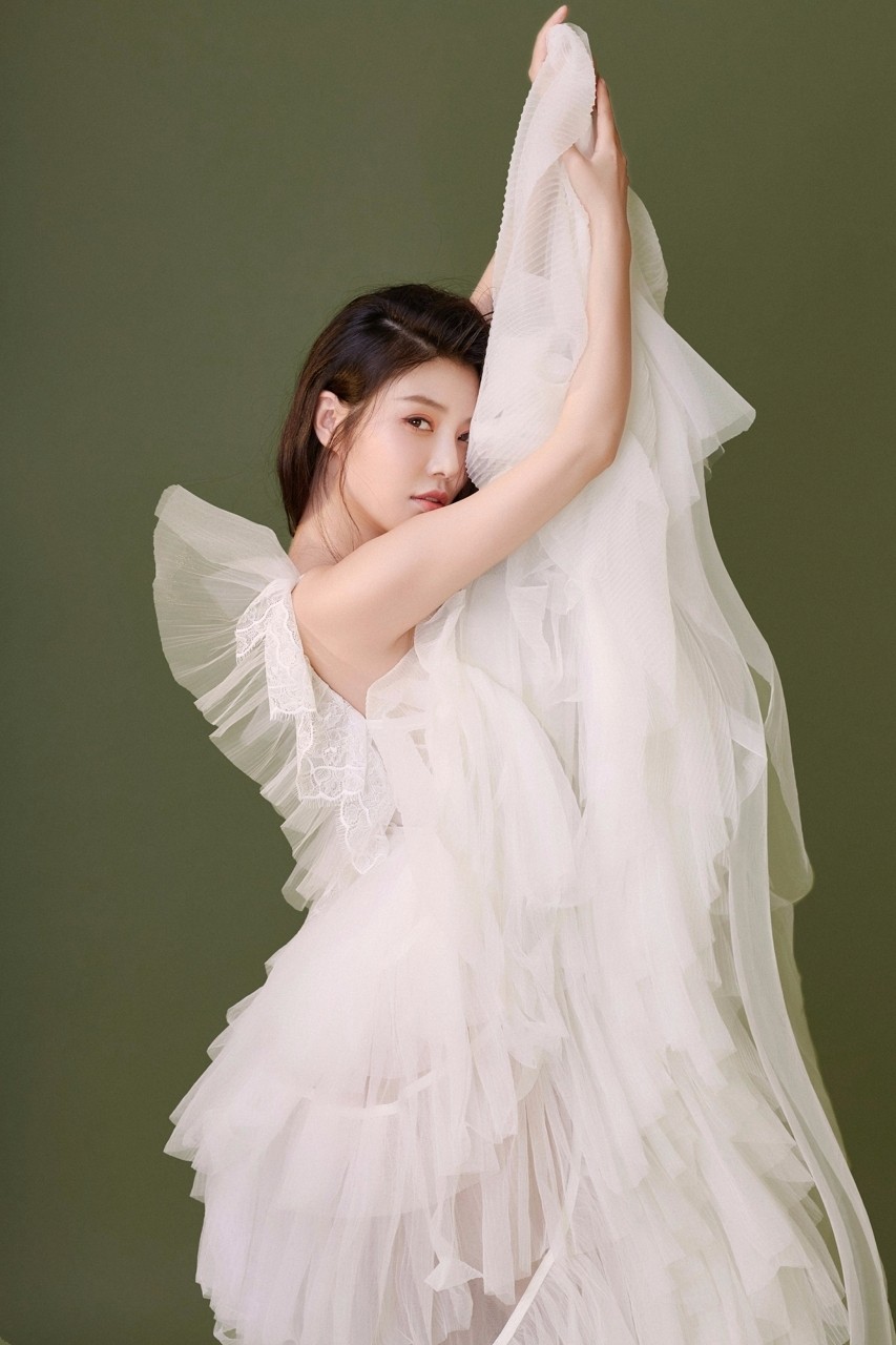 女神徐冬冬最美图集,风韵犹存气质女神徐冬冬