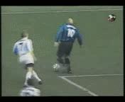 罗纳尔多十大过人术,实况足球罗纳尔迪尼奥过人方式