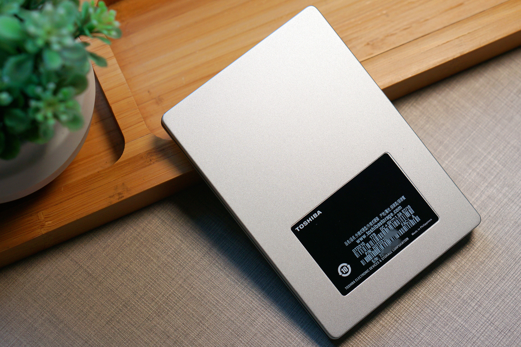 极致轻薄商务首选：东芝CANVIO™SLIM移动硬盘体验