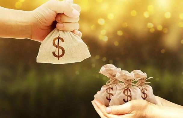 灰色*赚网**江湖：1%创富神话，99%失败离场