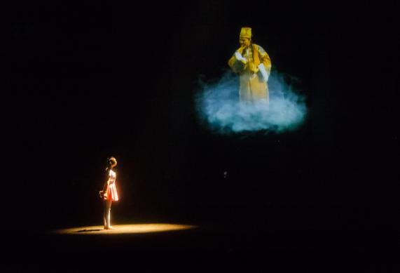 济南欧乐堡和方特东方神画哪个好,济南方特东方神画离高铁站多远