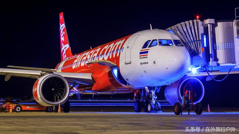 不去普罗旺斯和柬埔寨，千元飞到泰国看最美向日葵田和高棉遗址