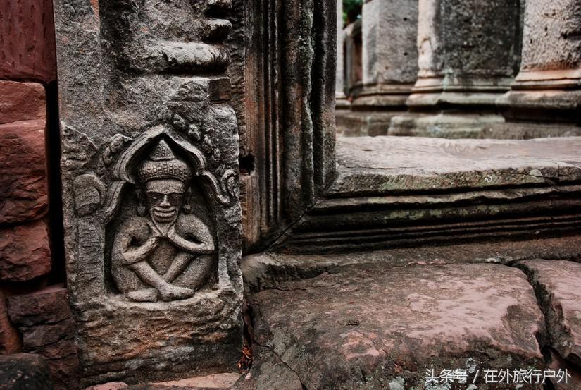 不去普罗旺斯和柬埔寨，千元飞到泰国看最美向日葵田和高棉遗址