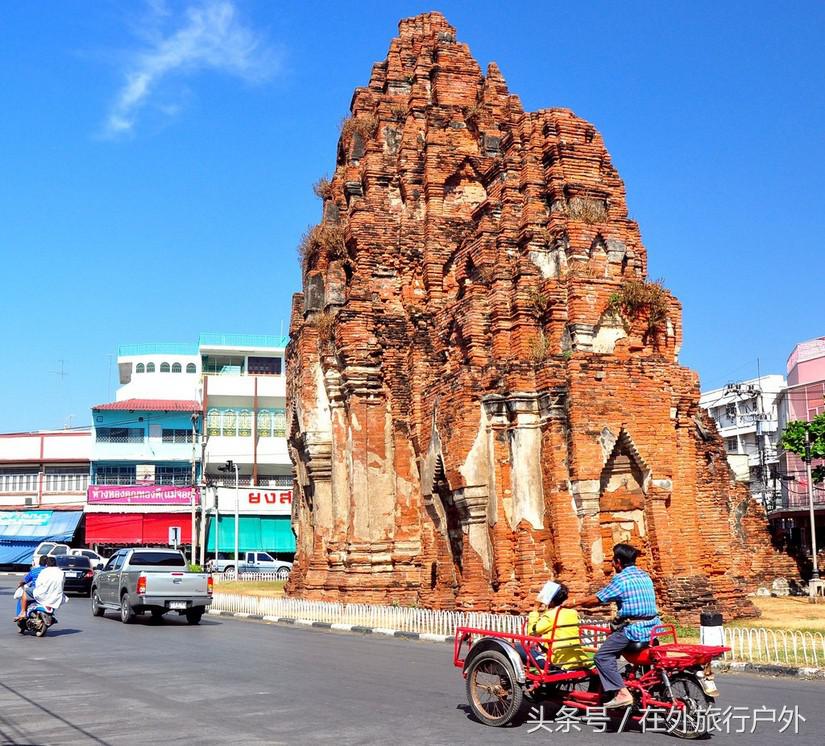 不去普罗旺斯和柬埔寨，千元飞到泰国看最美向日葵田和高棉遗址