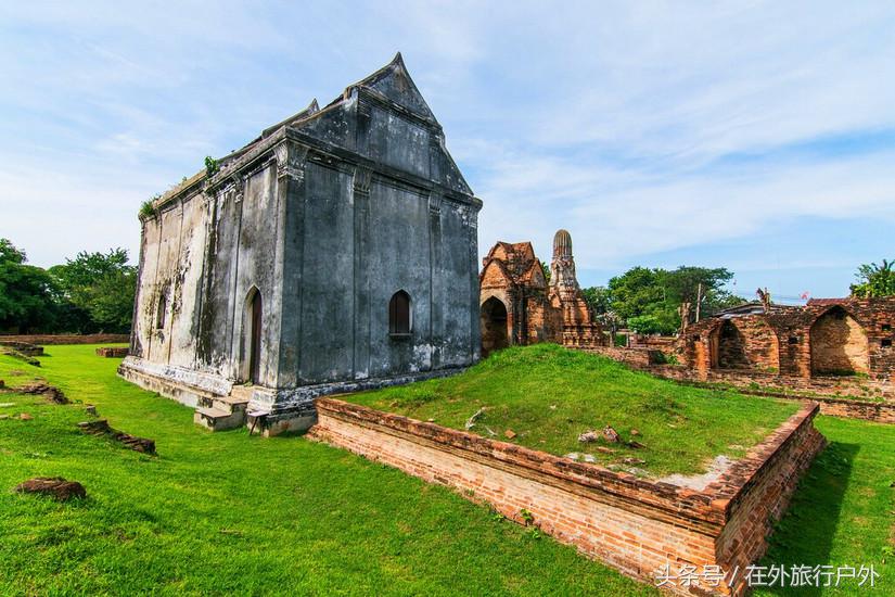 不去普罗旺斯和柬埔寨，千元飞到泰国看最美向日葵田和高棉遗址