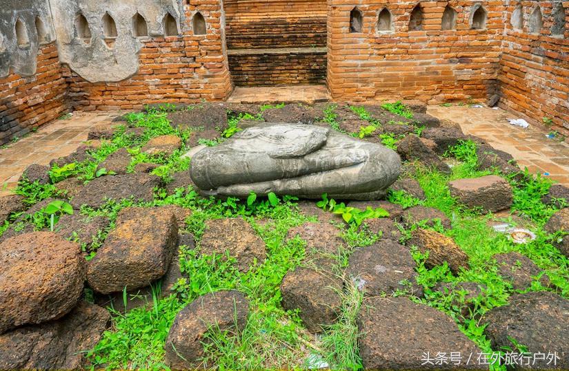 不去普罗旺斯和柬埔寨，千元飞到泰国看最美向日葵田和高棉遗址