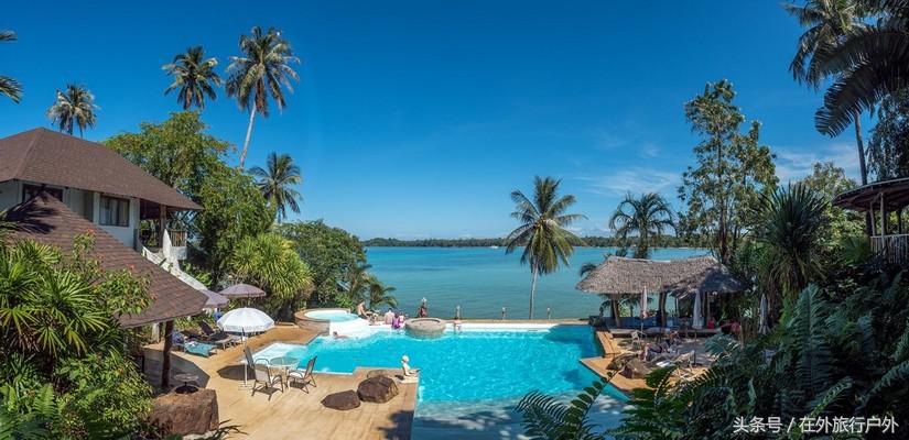 不去普罗旺斯和柬埔寨，千元飞到泰国看最美向日葵田和高棉遗址