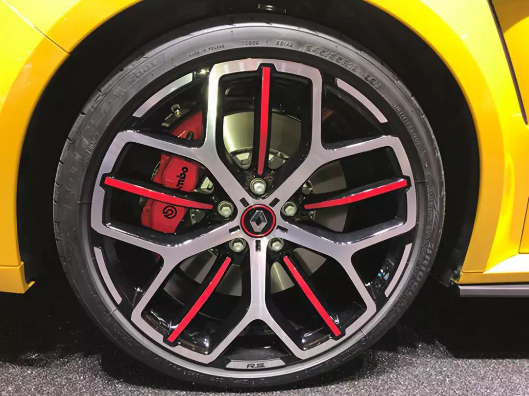 2018款雷诺梅甘娜rs冠军版,雷诺梅甘娜2024款