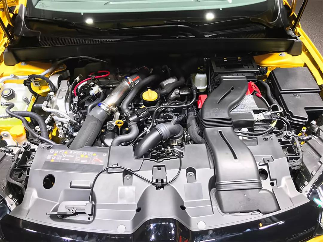 2018款雷诺梅甘娜rs冠军版,雷诺梅甘娜2024款